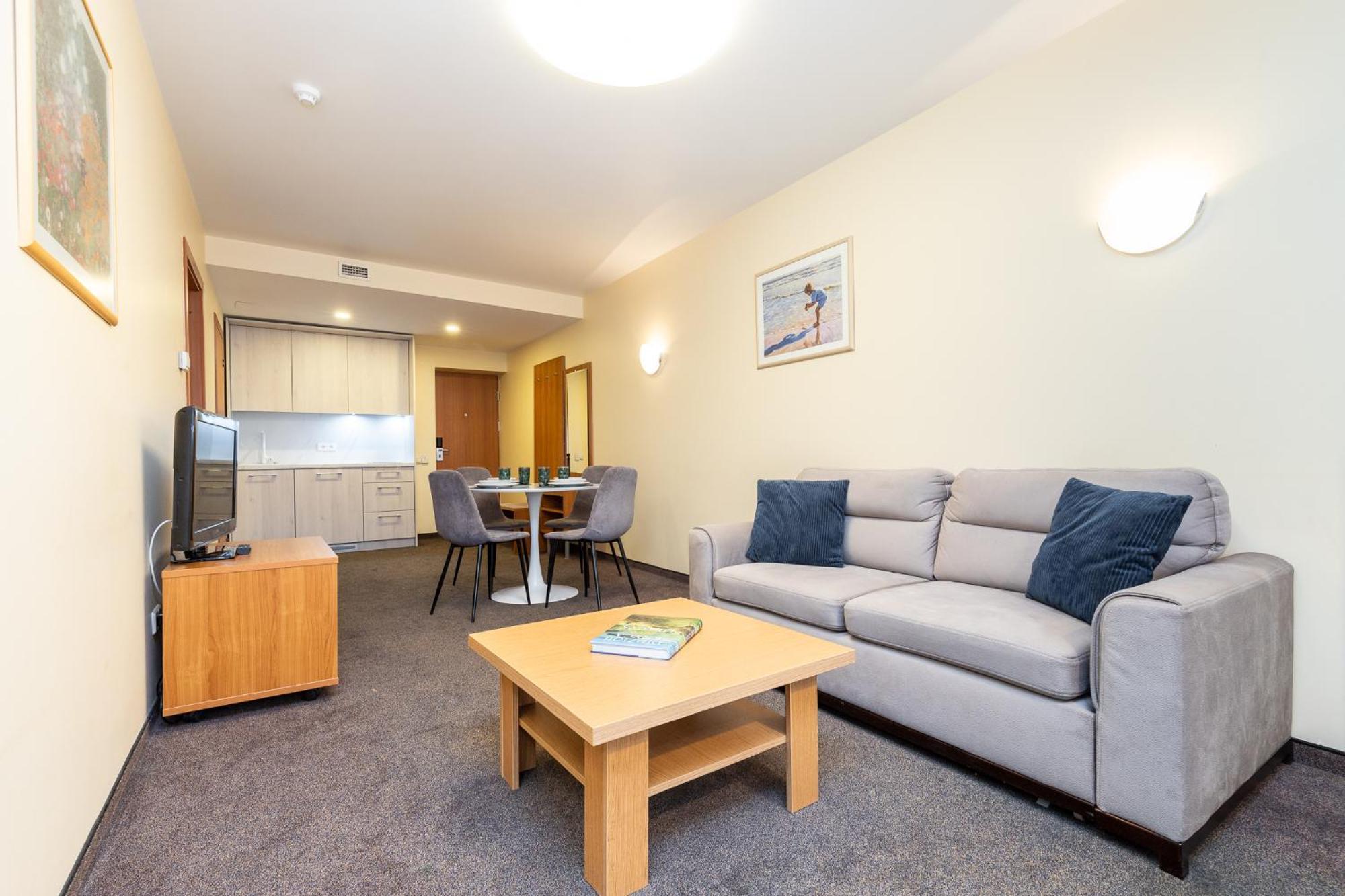 Alkos Namu Apartamentai 팔랑가 외부 사진