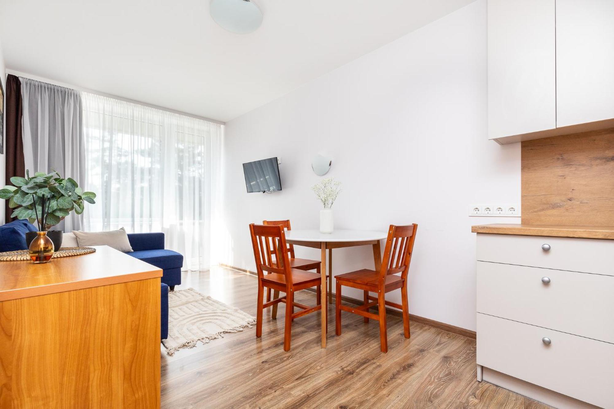 Alkos Namu Apartamentai 팔랑가 외부 사진
