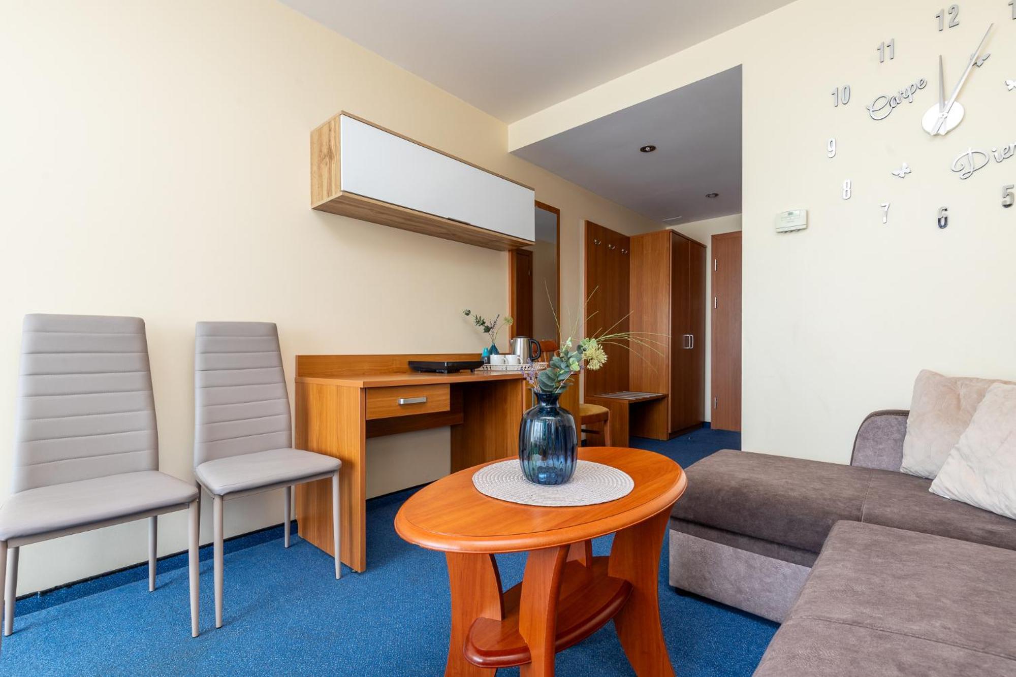 Alkos Namu Apartamentai 팔랑가 외부 사진